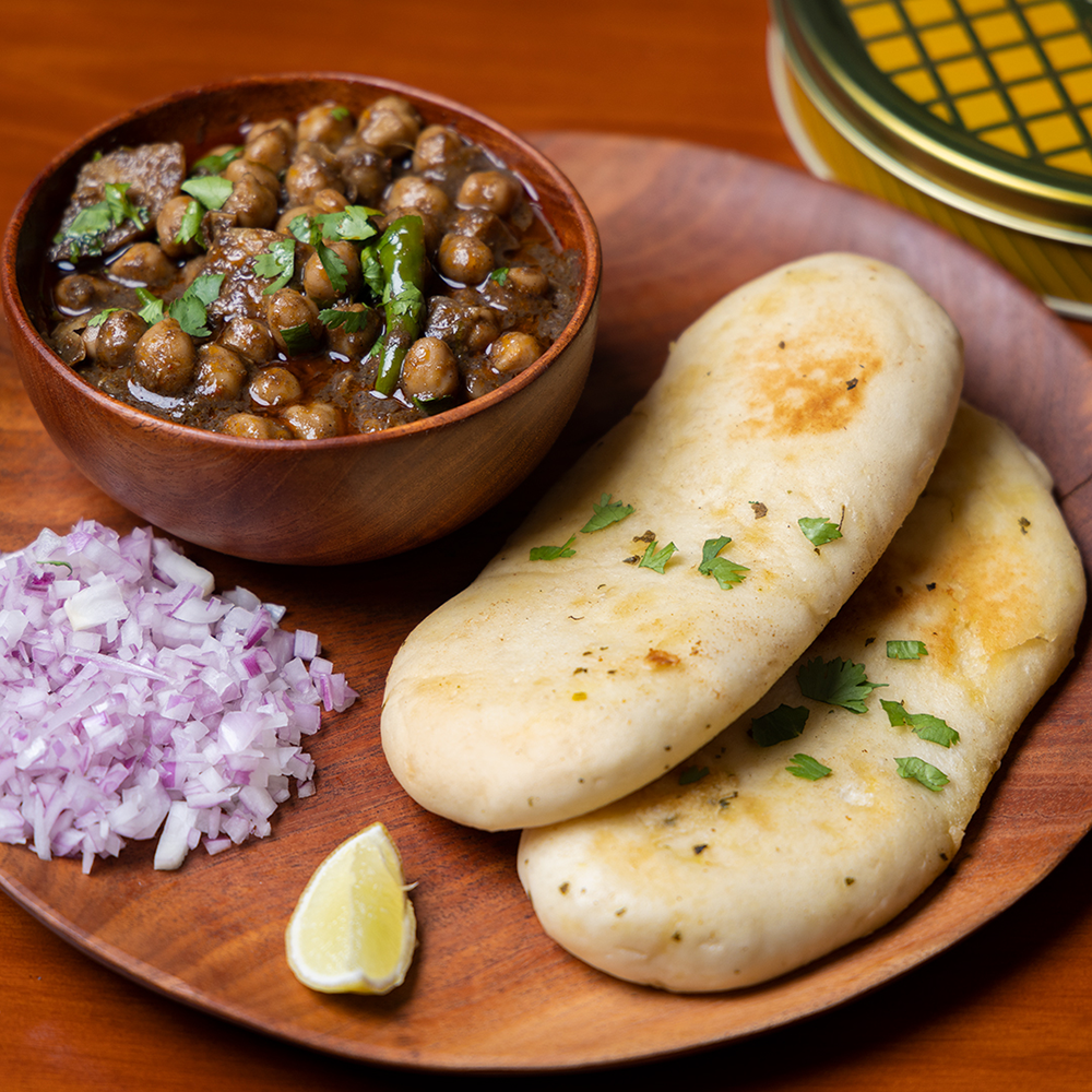 Kulcha Chole